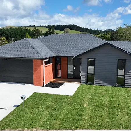 Brand New House With 5 Bedroom And 3 Full Bathroom
