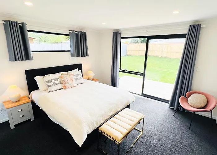 Brand New House With 5 Bedroom And 3 Full Bathroom 度假居 罗托鲁阿